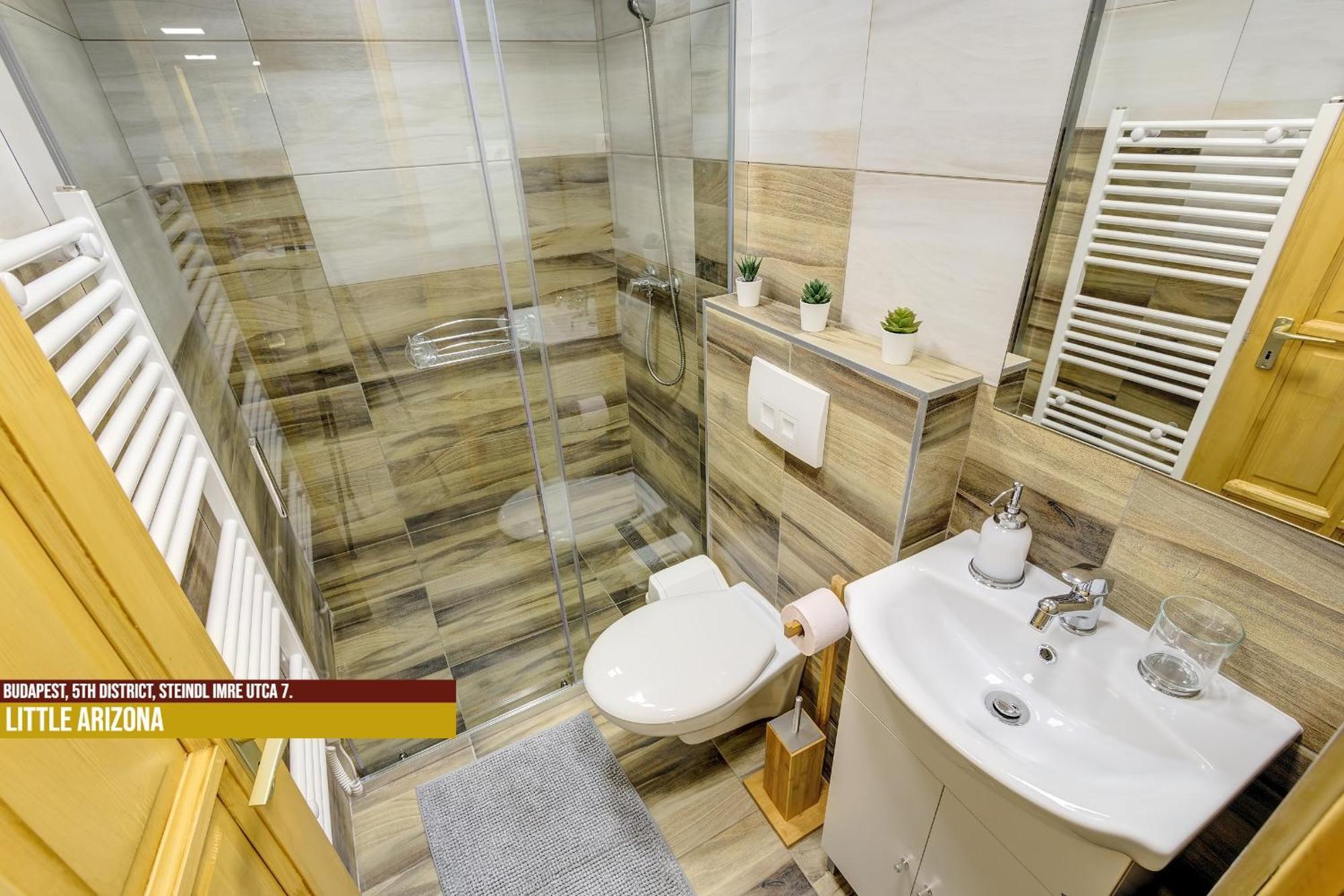 Little Americas Parliament Apartments Budapest Esterno foto